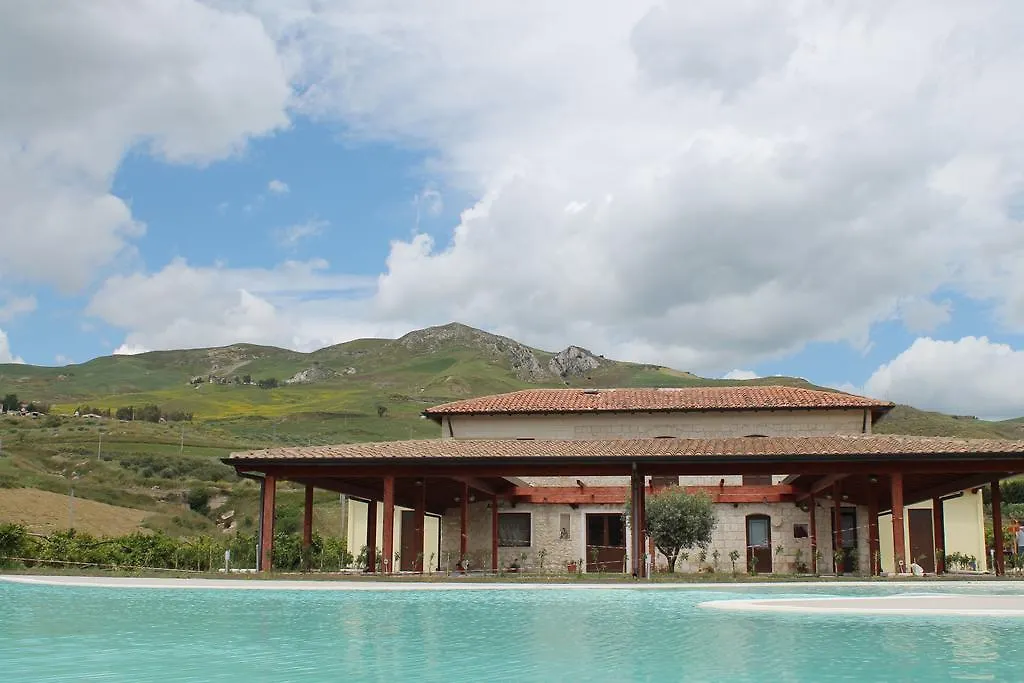 Tenuta Lanza Il Mulino Villa Acquaviva Platani 0*,  Italy