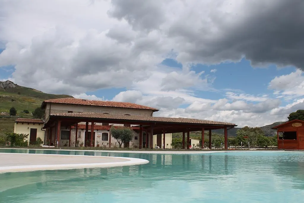Farm stay Tenuta Lanza Il Mulino Villa Acquaviva Platani Italy