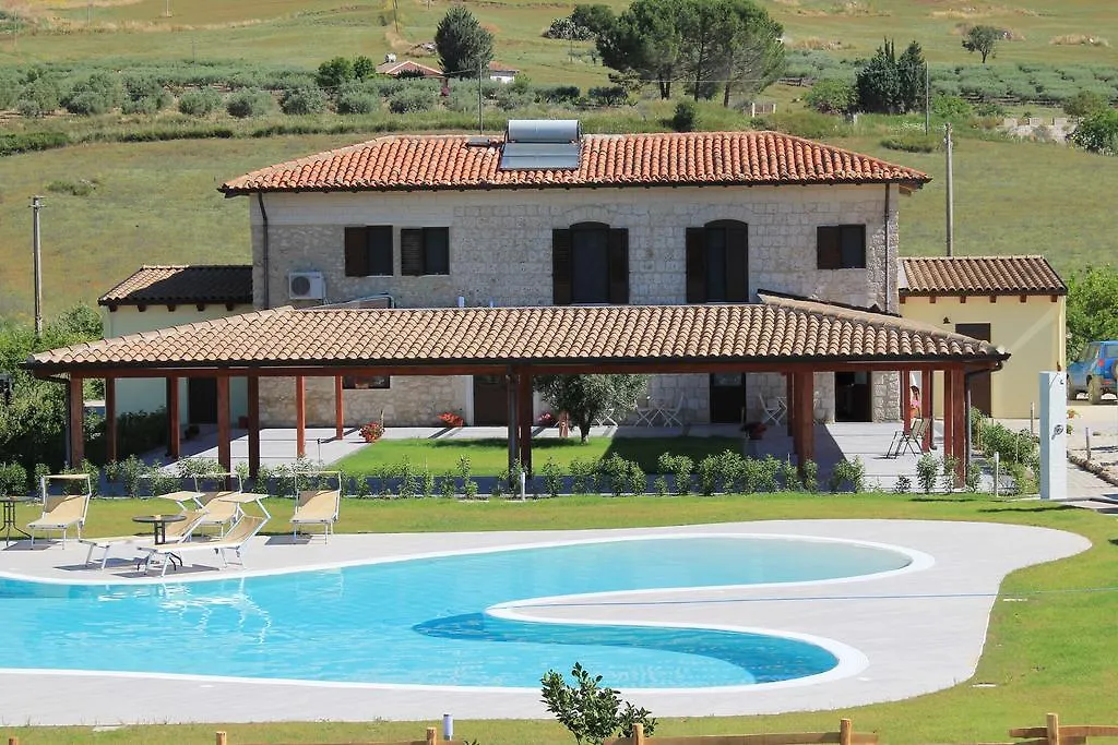 Tenuta Lanza Il Mulino Villa Acquaviva Platani Farm stay