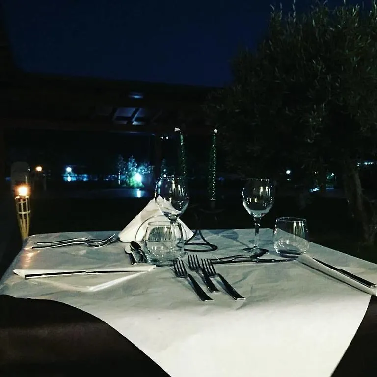 Tenuta Lanza Il Mulino Acquaviva Platani 0*,