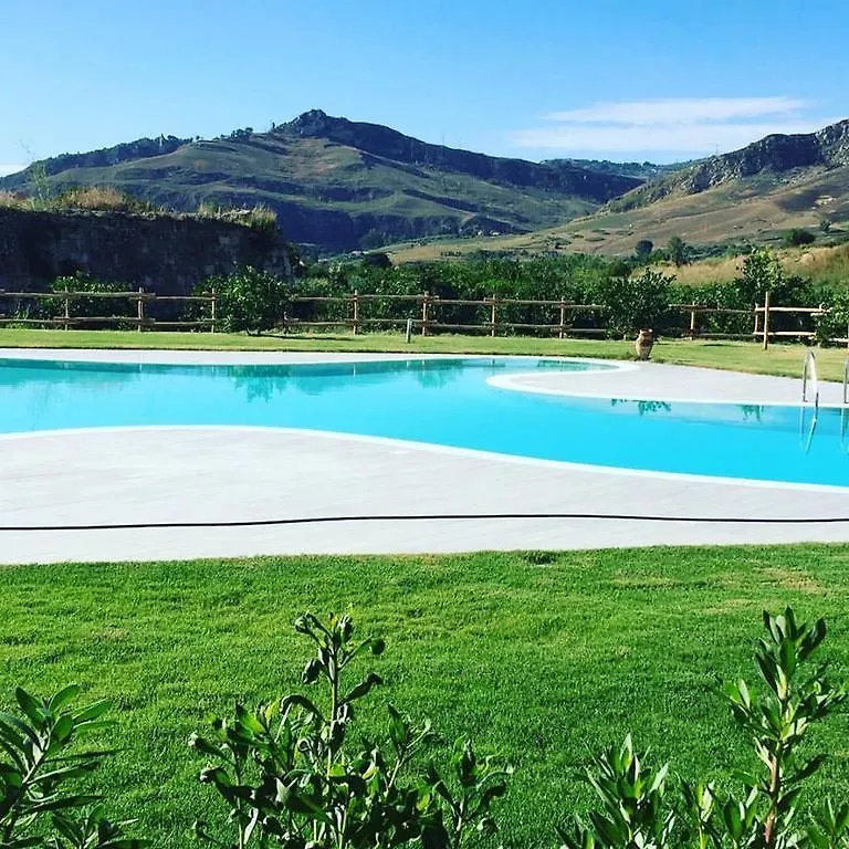 Κατάλυμα σε φάρμα Tenuta Lanza Il Mulino Acquaviva Platani